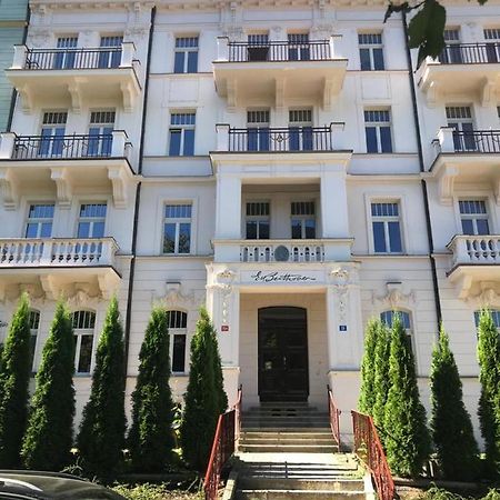 Rezidence Beethoven Lägenhet Karlsbad Exteriör bild